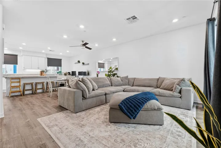 26966 Mosswood, Valencia, California 91381 — photo 4