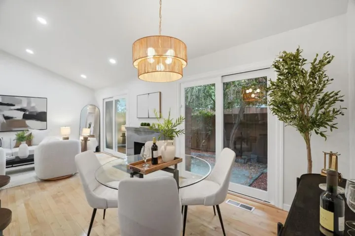 10977 Northseal Square, Cupertino, California 95014 — photo 5
