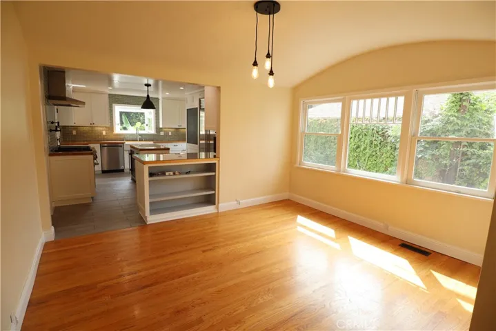 270 S Parkwood Avenue, Pasadena, California 91107 — photo 5