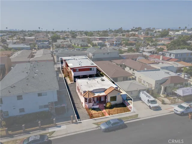 11145 Raymond, Los Angeles, California 90044 — photo 4
