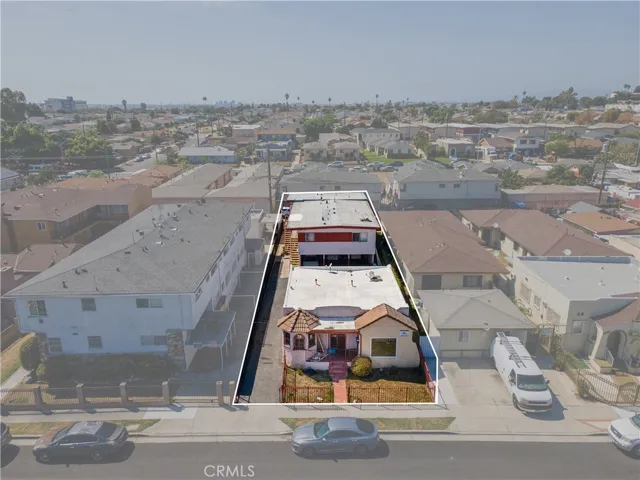 11145 Raymond, Los Angeles, California 90044 — photo 5