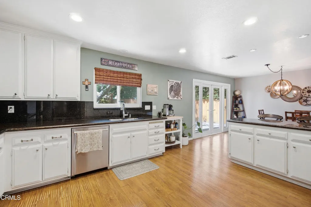 21_kitchen