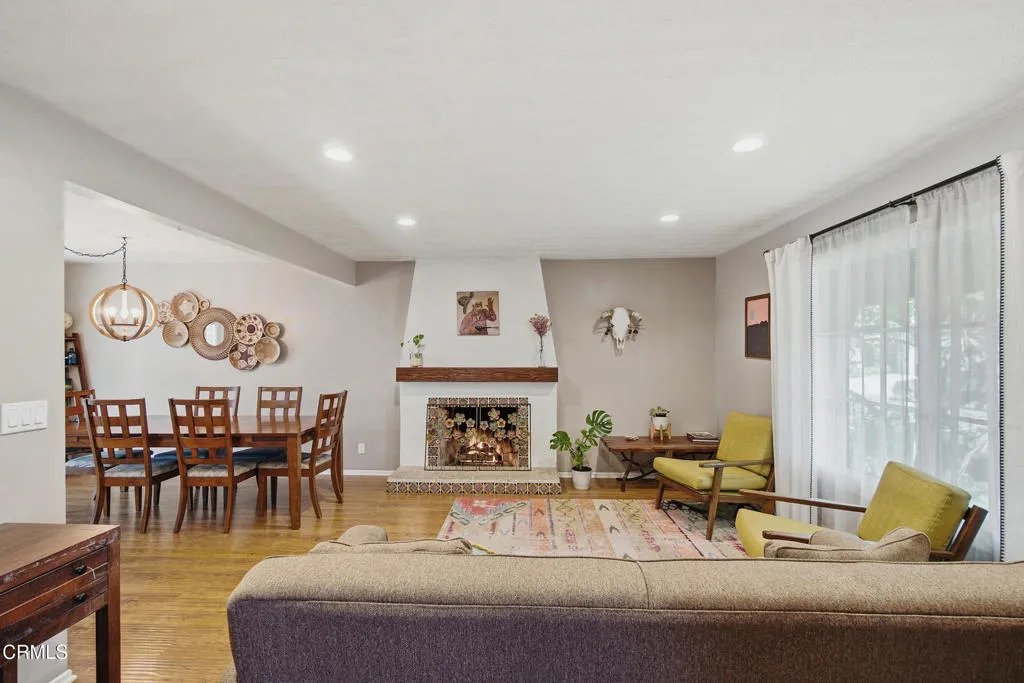 10_living room