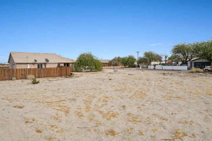 1224 Black Sea Avenue, Thermal, California 92274 — photo 5
