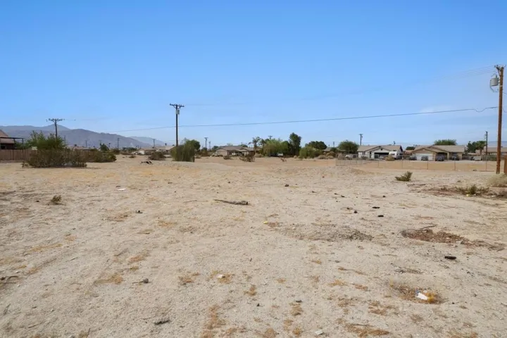 1224 Black Sea Avenue, Thermal, California 92274 — photo 4