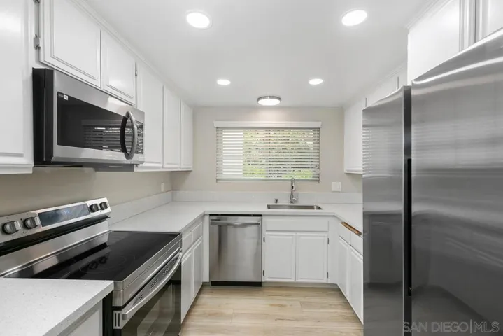 4265 Asher St 23, San Diego, California 92110 — photo 5