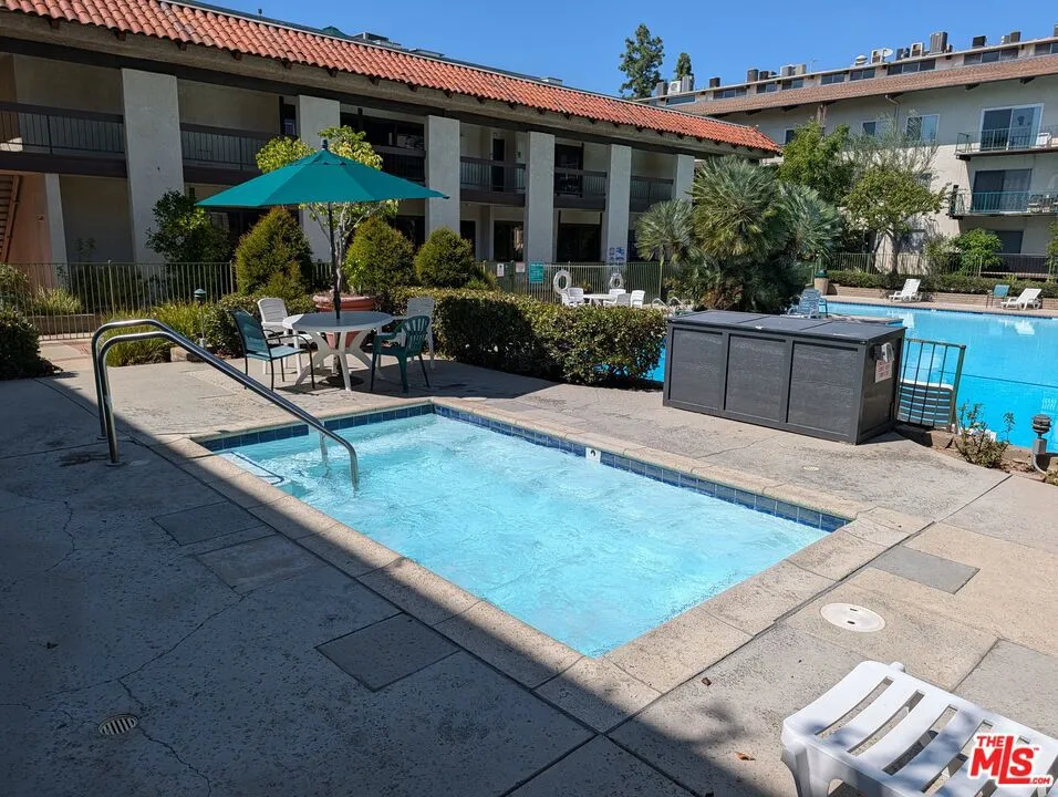 Community Hot Tub