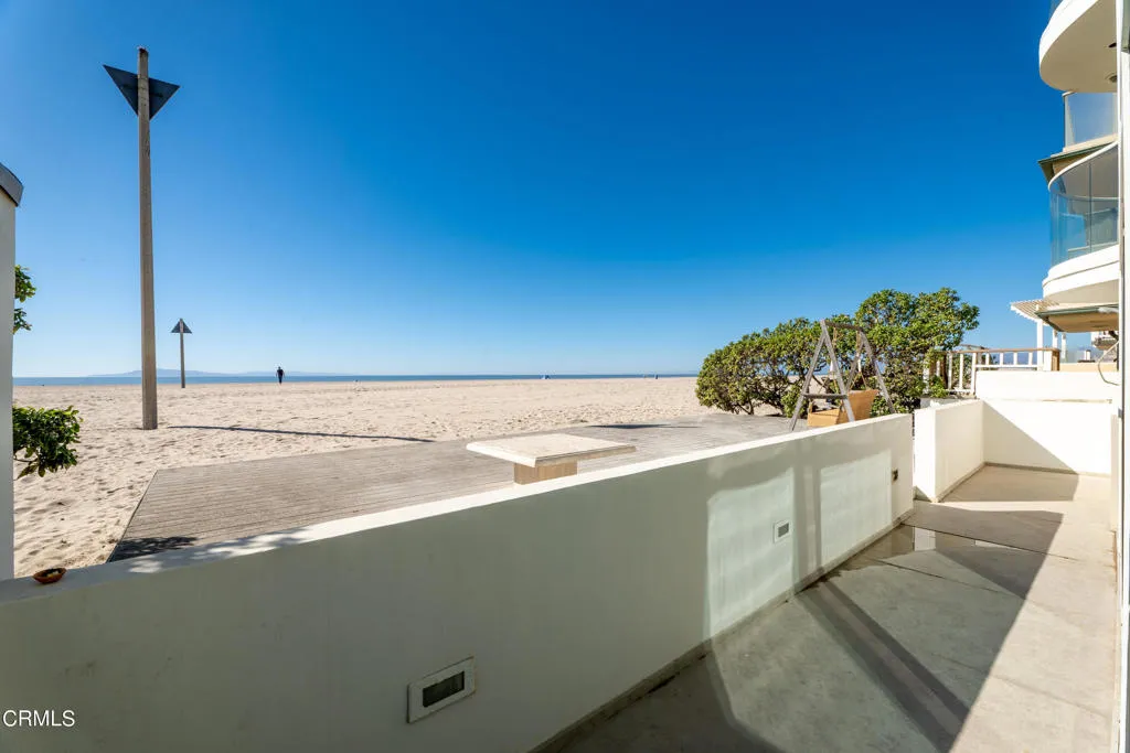 4015 Ocean Drive MLS (56 of 61) 4015 Ocean Drive MLS (56 of 61)