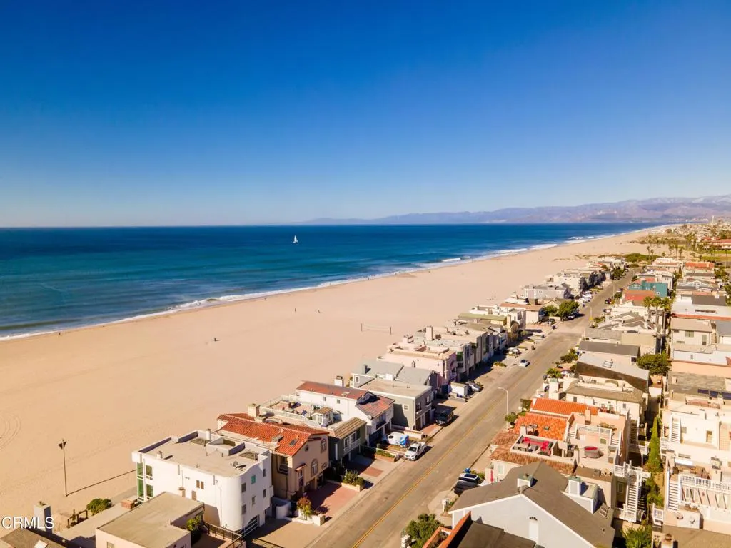 4015 Ocean Drive MLS (4 of 61) 4015 Ocean Drive MLS (4 of 61)