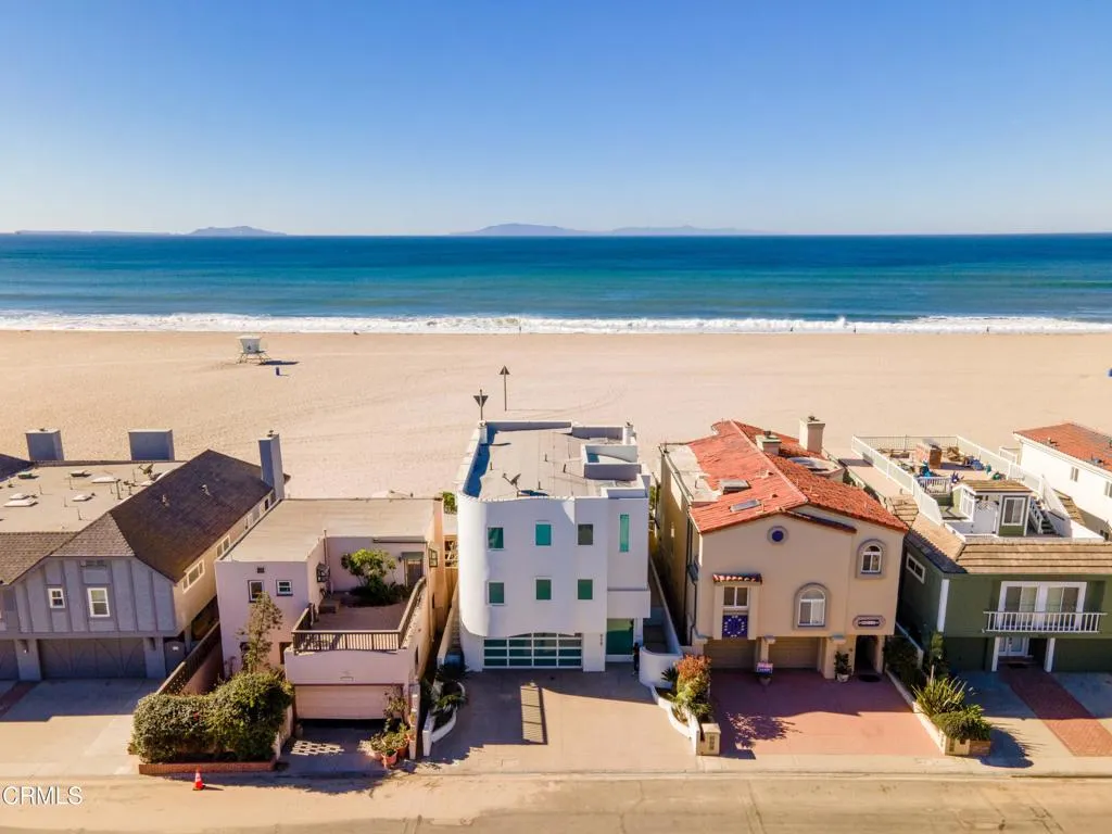 4015 Ocean Drive MLS (7 of 61) 4015 Ocean Drive MLS (7 of 61)