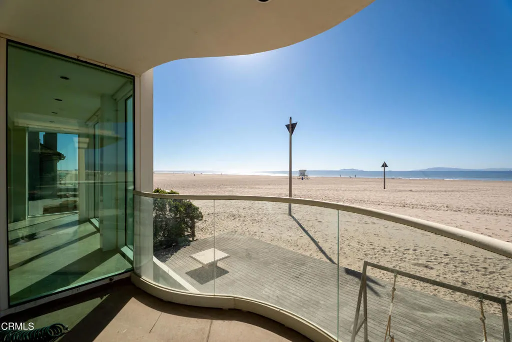 4015 Ocean Drive MLS (51 of 61) 4015 Ocean Drive MLS (51 of 61)