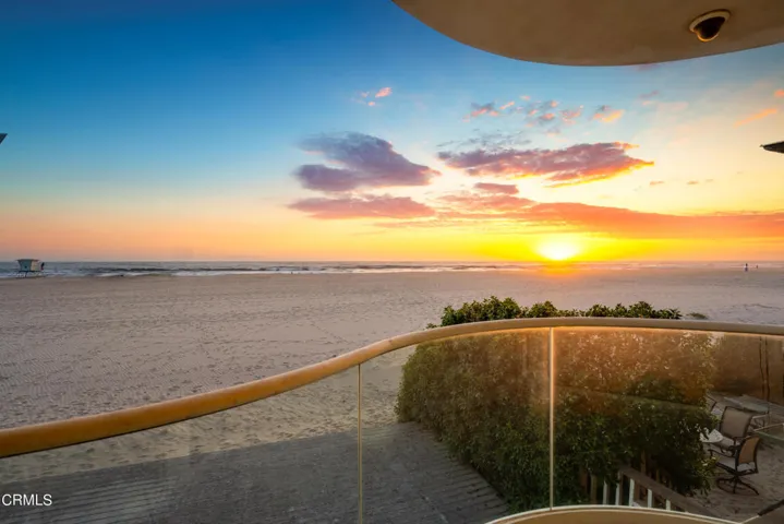 4015 Ocean Dr - Twlights MLS-1