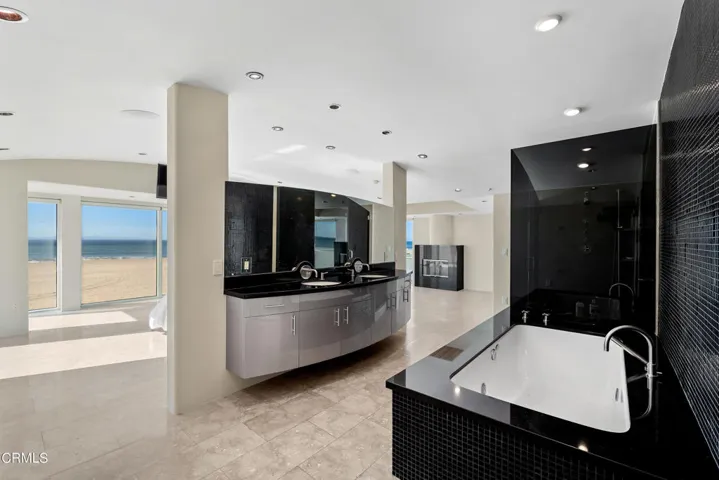 4015 Ocean Drive MLS (16 of 61)