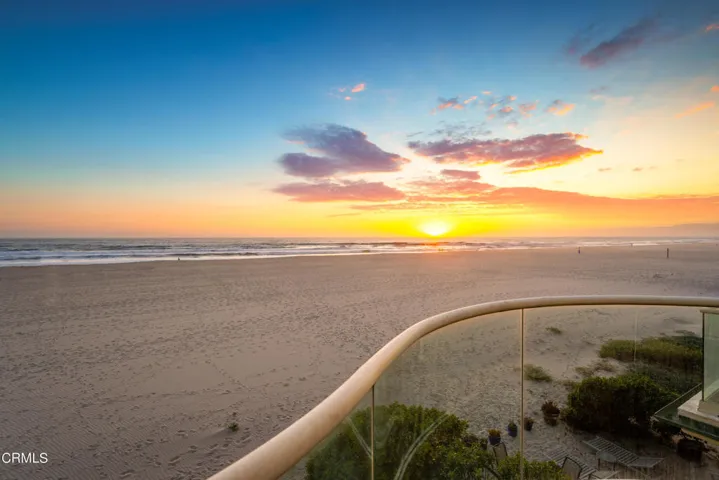 4015 Ocean Dr - Twlights MLS-2