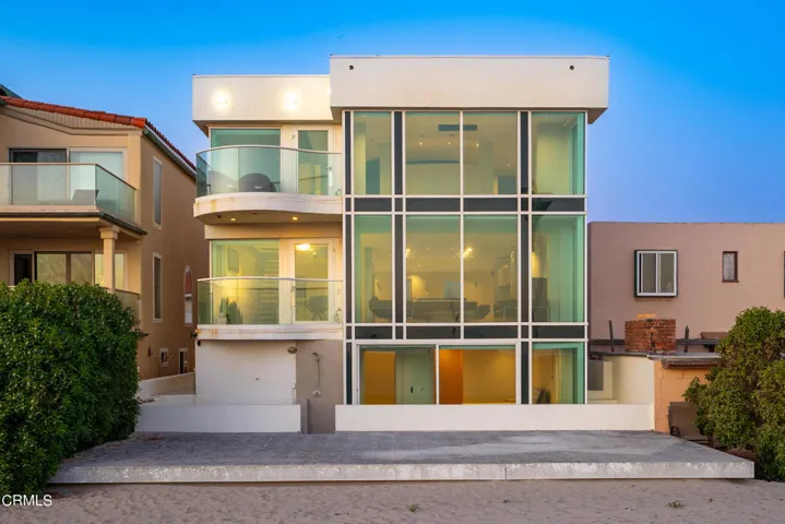 4015 Ocean Dr - Twlights MLS-10