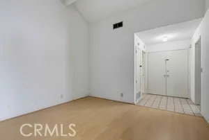 gallery-image 4