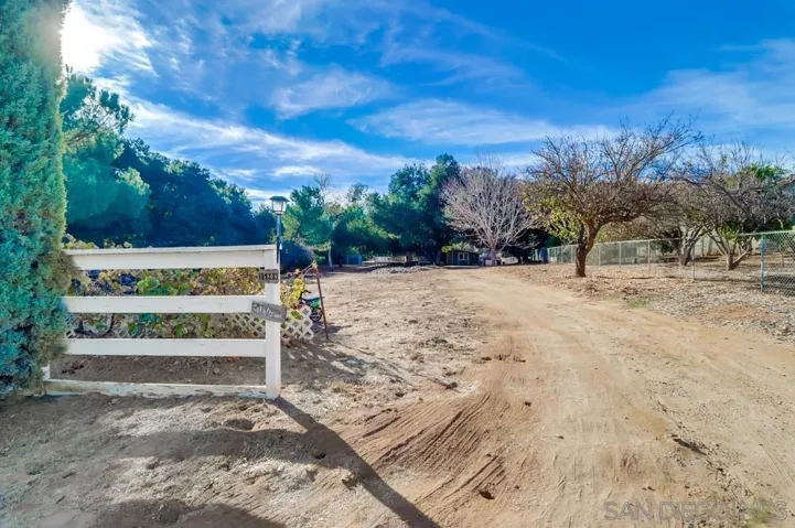 15808 Thomas Paine, Ramona, California 92065 — photo 4