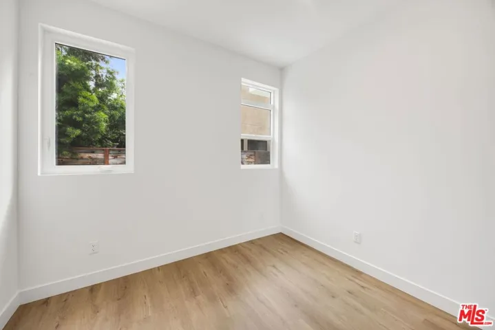 11253 Hatteras Street 3/4, North Hollywood, California 91601 — photo 5