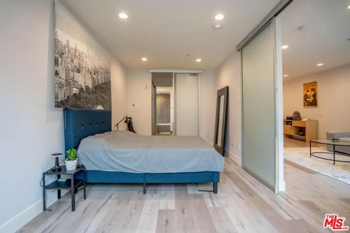 1234 Wilshire Boulevard 330, Los Angeles, California 90017 — photo 4