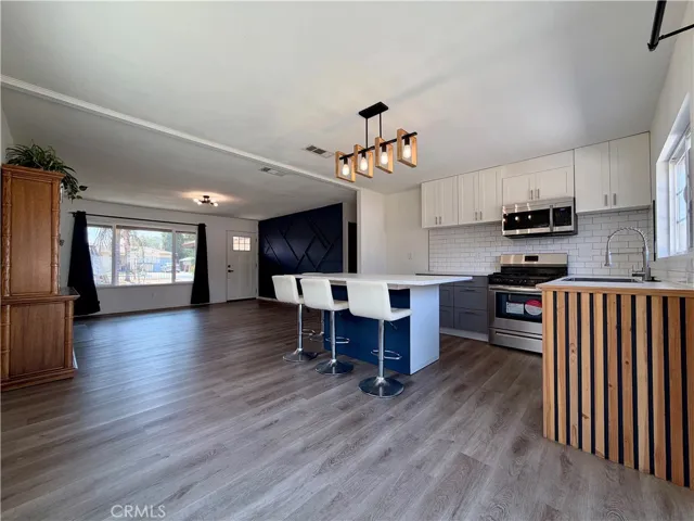1885 Illinois Avenue, Riverside, California 92507 — photo 4