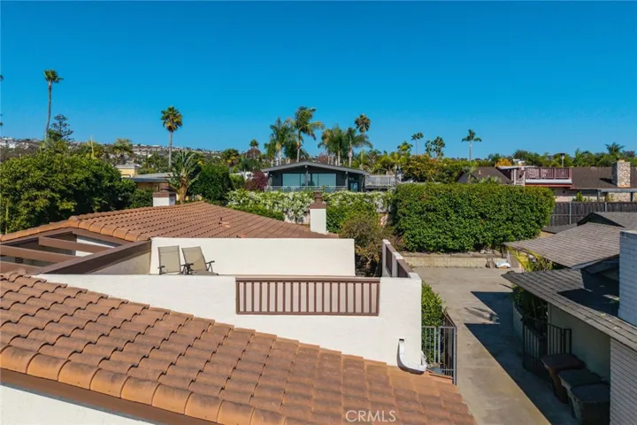 View looking behind the house from the roof top deck