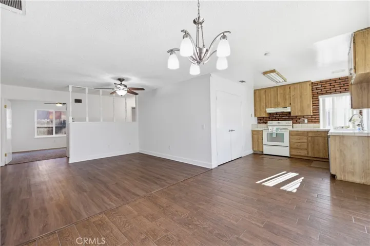 7035 Batavia Way, Riverside, California 92586 — photo 4