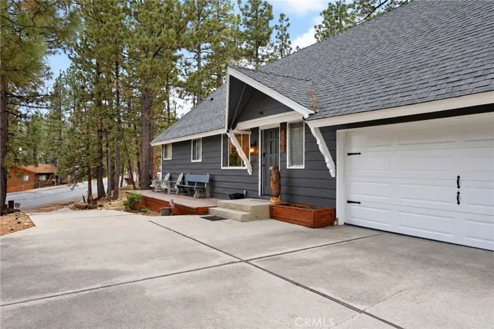 257 Turlock, Big Bear City, California 92314 — photo 4