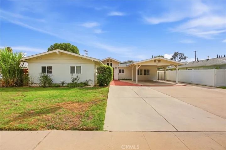 22248 Leadwell, Canoga Park, California 91303 — photo 4