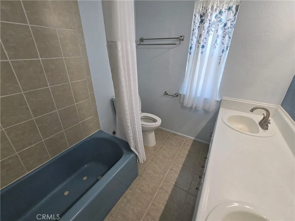gallery-image 5