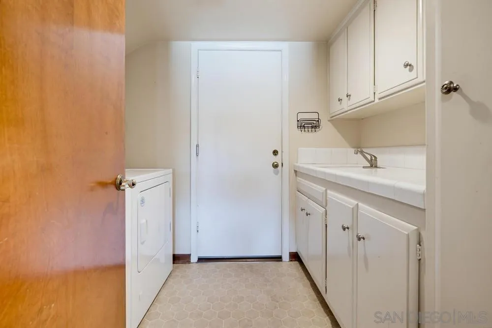 Laundry room Laundry room