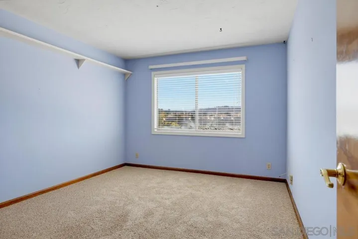 guest bedroom 2 upstairs
