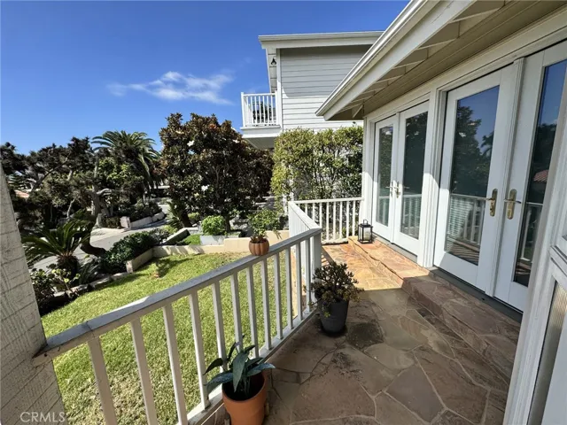 34742 Doheny, Dana Point, California 92624 — photo 4
