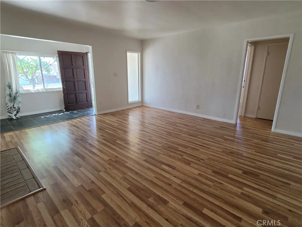 gallery-image 4