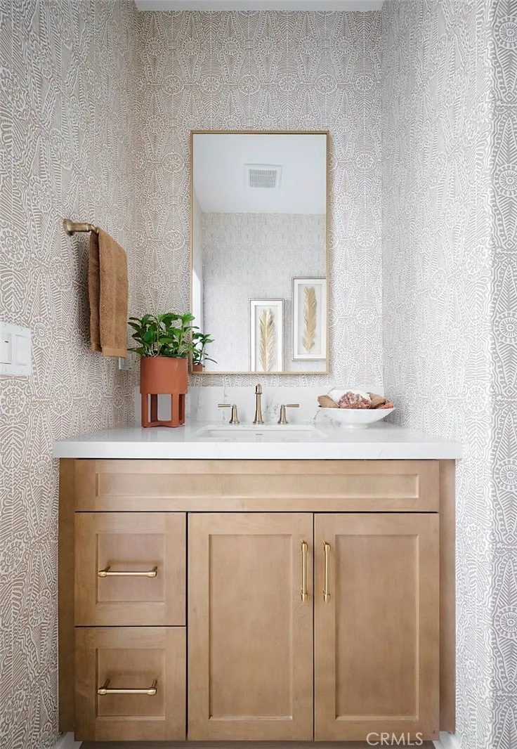 Model home photos for illustration only. Actual home finishes, features, and upgrades may vary. Model home photos for illustration only. Actual home finishes, features, and upgrades may vary.