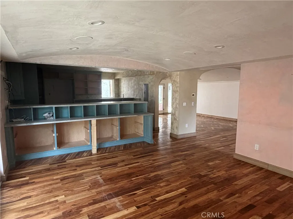 gallery-image 3