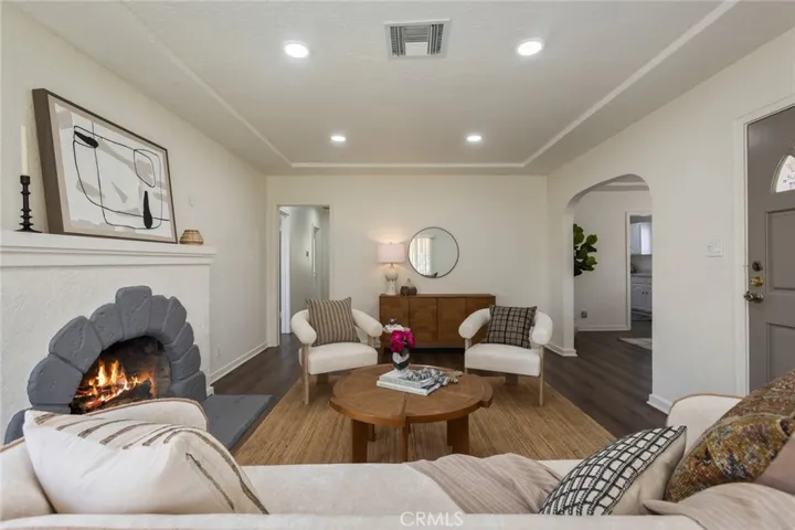 839 E Fairmount, Burbank, California 91501 — photo 5