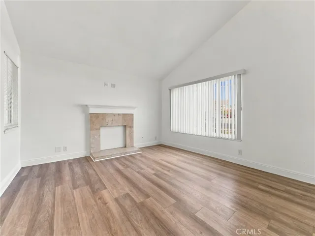 330 W Devonshire Drive, Oxnard, California 93030 — photo 4