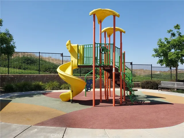 27380 Basalt, Moreno Valley, California 92555 — photo 5