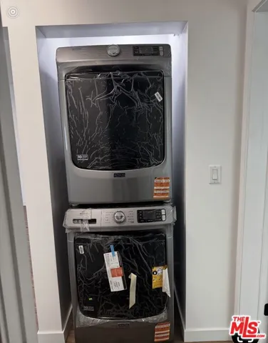 Hallway Washer & Dryer