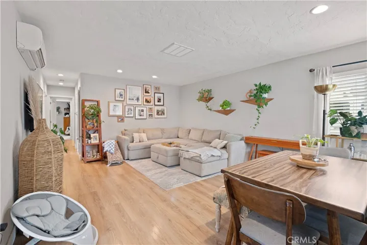 22620 Menlo, Torrance, California 90502 — photo 4