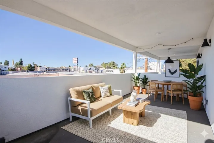 6421 Troost, North Hollywood, California 91606 — photo 4