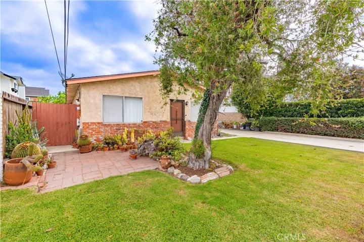 218 E 16th E, Costa Mesa, California 92627 — photo 4