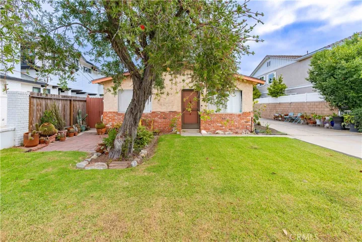 218 E 16th E, Costa Mesa, California 92627 — photo 5