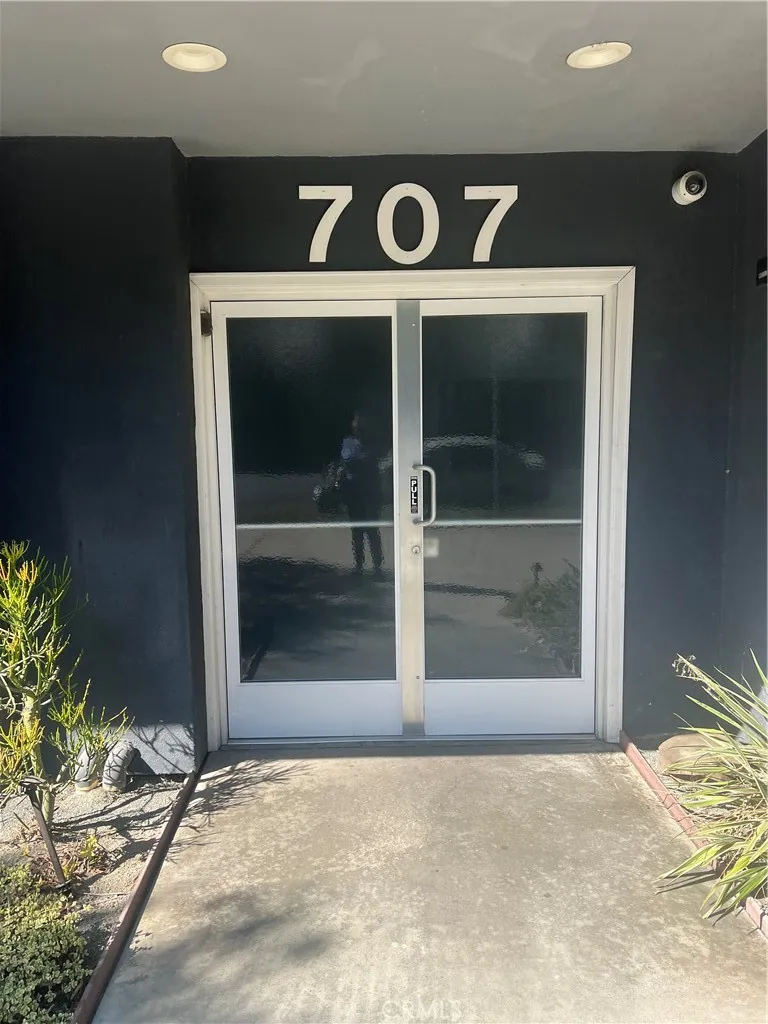 707 W 4th 7, Long Beach, California 90802 — photo 4