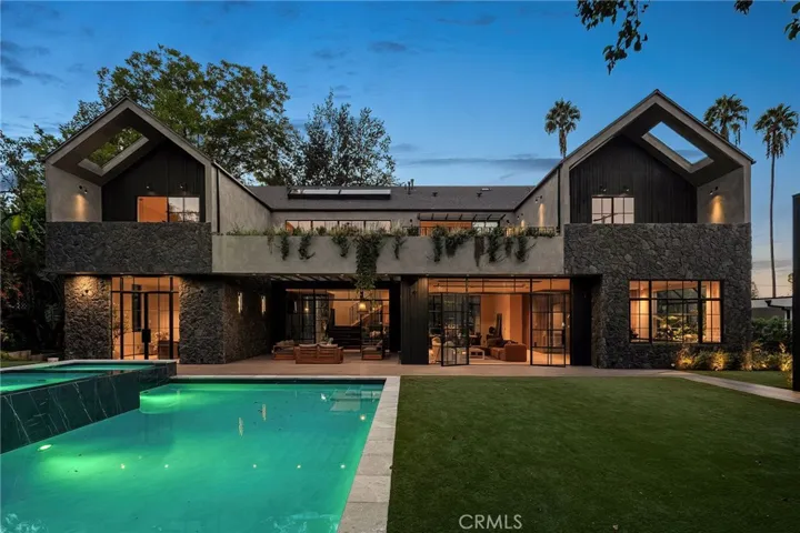5134 Oakdale, Woodland Hills, California 91364 — photo 4
