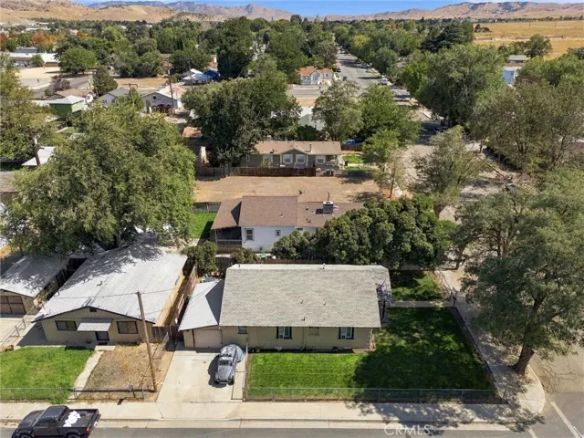 229 W D, Tehachapi, California 93561 — photo 5