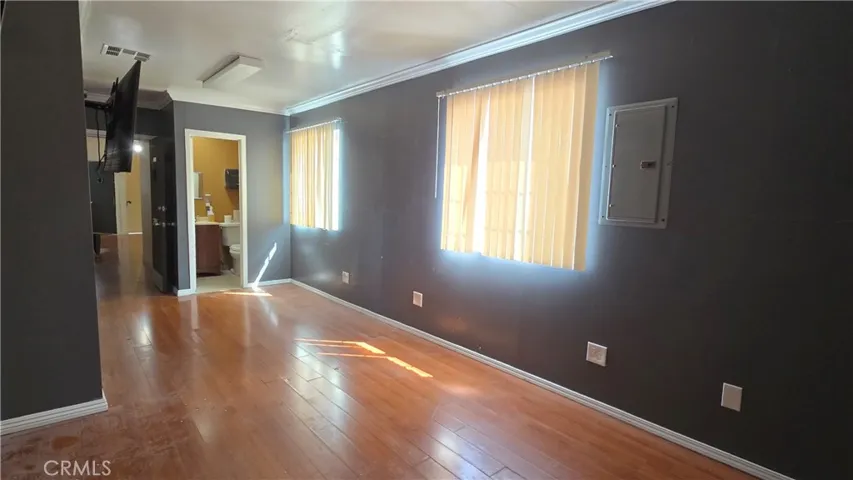 11486 Burbank Boulevard, North Hollywood, California 91601 — photo 5