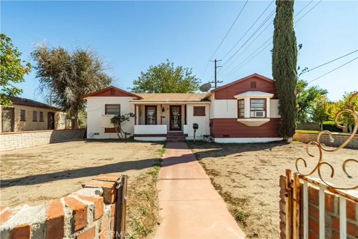 768 W Newgrove Street, Lancaster, California 93534 — photo 4