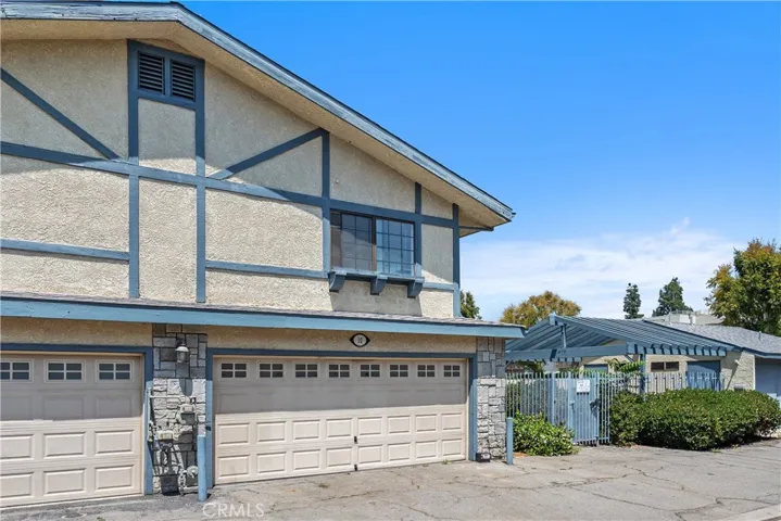 18435 Keswick St. 10, Reseda, California 91335 — photo 4