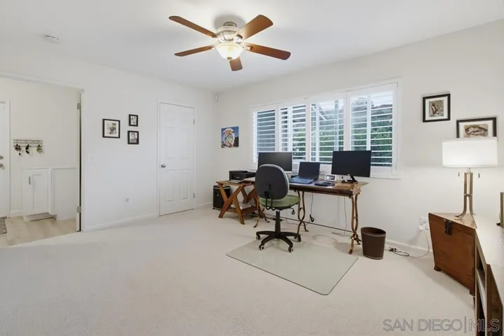 1 bedroom downstairs-can be great office too!